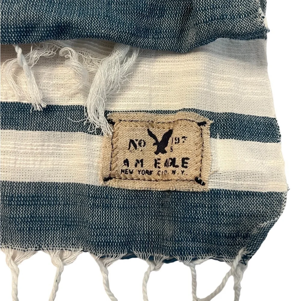 AEO Lightweight Textured Blue & White 100% Cotton Striped Scarf w/ Fringe